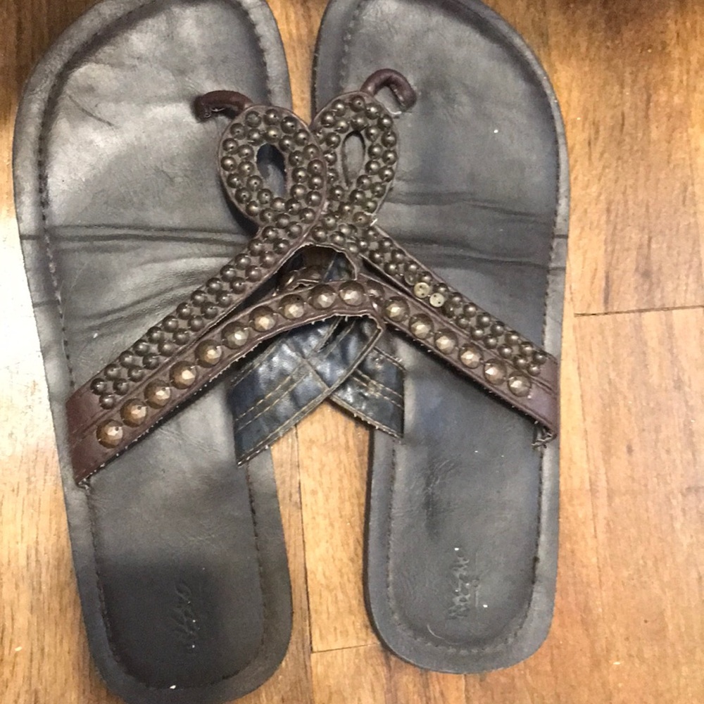 Flip flops